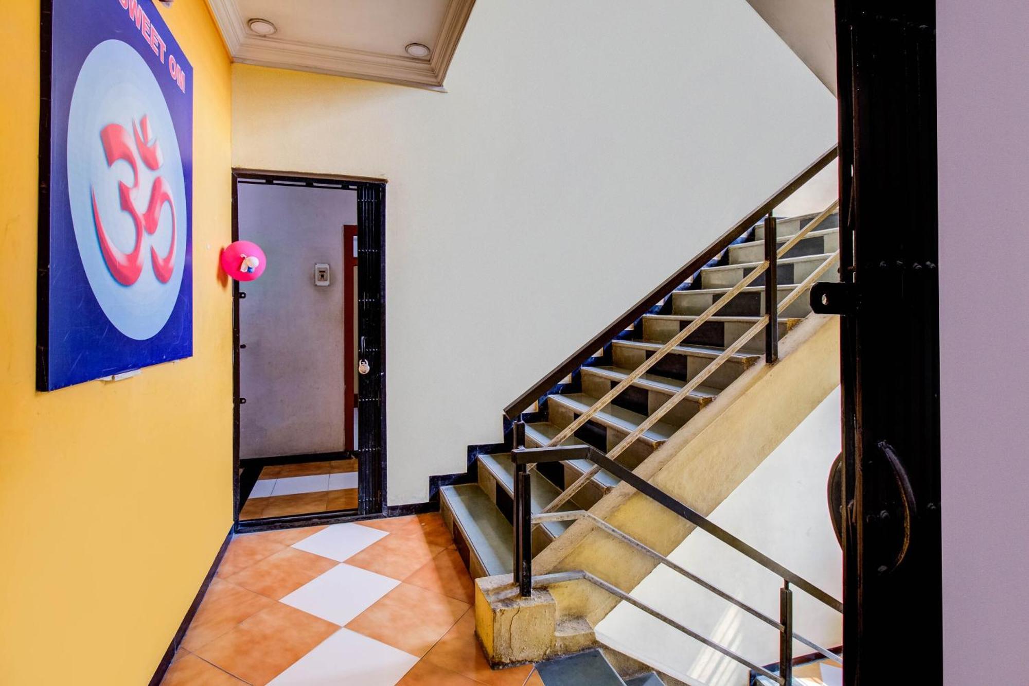 Hotel O Sri Jai Palace Nášik Exteriér fotografie